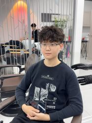 -尤司男士国潮理发馆