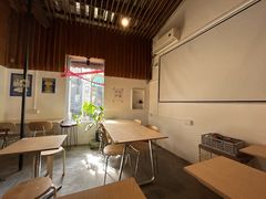 -坊间咖啡馆(贝岗店)