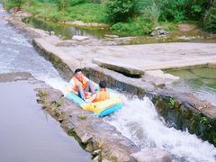 -仙山谷激浪漂流