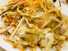 -东豪园林海鲜酒家(南港路辅路店)