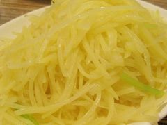 土豆丝-老昌春饼(中央大街店)