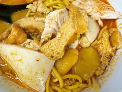 -亚王咖喱鸡米粉面