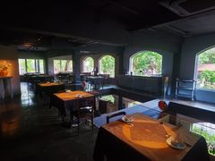 -穹六人间 people 6(岳阳路店)