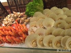 -大中华希尔顿酒店-念自助餐·嗨啤·小龙虾