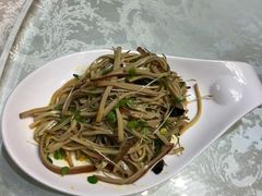 -西安绿地假日酒店·丽宝轩中餐厅