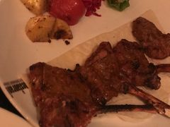 -Efes Turkish & Mediterranean Cuisine 艾菲斯餐厅(陆家嘴店)