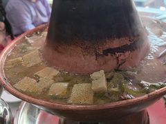 -一口猪海鲜浑锅·东北家常菜