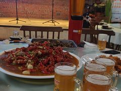 -临界音乐酒馆·小龙虾·江湖菜(华熙LIVE·鱼洞店)