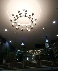 点击看大图 大厅-3AM HAIR SALON染发接发