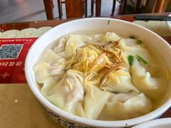 鸡汤三鲜馄饨-王興記(中山路店)