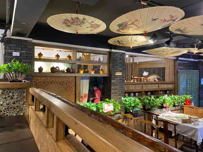 御阳春江南菜馆(长江北街店)-"闺蜜小聚约了御阳春,很满意～无论是环.