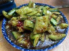 刀拍黄瓜-麻木老地方牛筋牛杂(长堤街店)