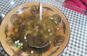 Potted Pea Sour Soup