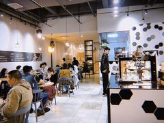 大堂-HELLO 27 意面·沙拉·帕尼尼