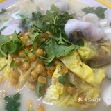 大人小孩都爱吃的渔粉. 超级鲜美的炸蛋渔粉. [调皮][调皮][调皮]