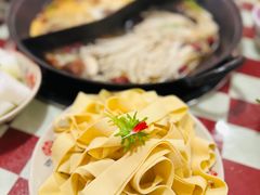 -赵美丽重庆火锅(西安直营总店)