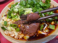 -谢老五跷脚牛肉·非遗传承店