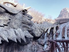 -大平台龙居瀑布旅游区