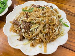 港式炒牛河-南记食粥坊·宵夜大排档(岭南分店)