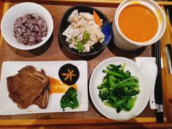 -海豚湾高端月子会所(黄浦店)