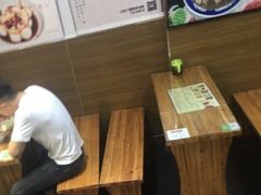 -阿坤传统手工小吃(杨家坪店)