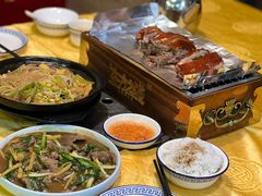 -东方之猪四更烤乳猪(金垦总店)