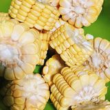 🥕营养美味胡萝卜玉米猪骨汤，🌽色香味俱全