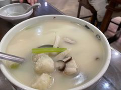 浓汤杂菇浸鱼丸-津菜宋记老房子(鼓楼店)