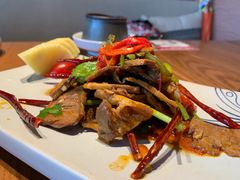 -云海肴·汽锅鸡·云南菜(天山百盛优客店)