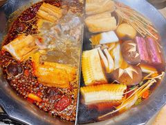 台式麻辣锅-湊湊火锅·茶憩(杭州湖滨银泰in77店)