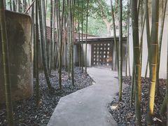 -穹六人间 people 6(岳阳路店)