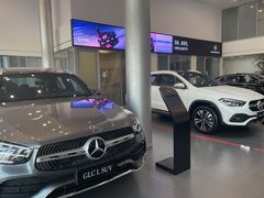 -天津波士信达奔驰4S店(卫津南路店)