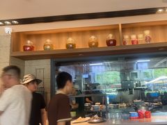 -五谷丰登农家院·地道胶东菜·海鲜烧烤(威海店)
