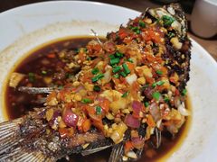 香煎鲫鱼-费大厨辣椒炒肉(吉联MALL店)