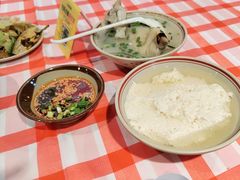 -老方桌烂蹄花川菜馆(九龙坡店)