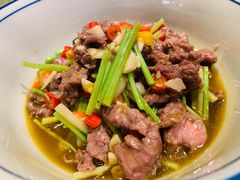小炒黄牛肉-洞庭土菜小炒馆(易发广场店)