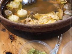 -威邵鸡煲(西华路总店)