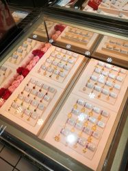 -六桂福珠宝(外海店世纪联华超市店)