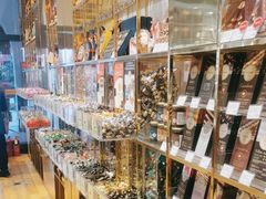 -VENCHI 闻绮(上海佛罗伦萨小镇店)