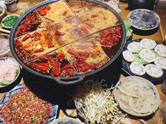 -白乐天毛肚火锅馆(南滨路店)