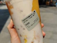 -喜茶(上海泰禾大厦店)