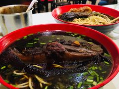 -小龙大肉面馆