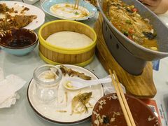 -大鸭梨烤鸭店(金顶街店)