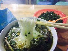 -越洋肖氏老米线(杨家坪店)