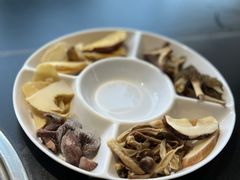 -野菌皇海景野生菌火锅(滨海大道店)