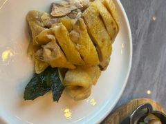 -侬佳蒸菜馆(听潮店)