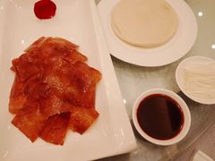 金牌片皮鸭-亢龙太子酒轩(东湖店)