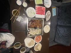 鸳鸯锅-春怡火锅(滨江路上段店)