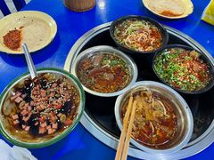 -马路边边·成都串串(翠柏路店)