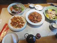 -大胡同天津菜·海肠捞饭·津门皮皮虾锅贴一绝(西姜井店)